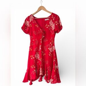 BB Dakota Red Floral Wrap Dress | Size 2 | Wedding Guest | Flattering Fit